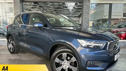Used Volvo XC40 Inscription 163 HP (119 kW) 2021 Blue SUV