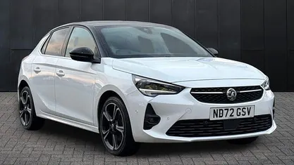 Used Vauxhall Corsa Ultimate 101 HP (74 kW) 2022 White Hatchback