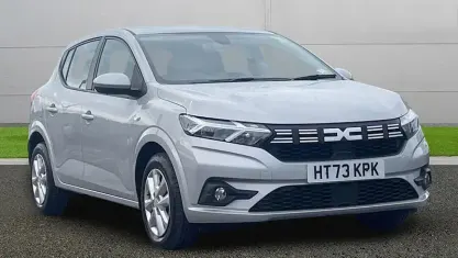 Usado Dacia Sandero Expression 101 HP (74 kW) 2025 Citadino