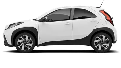 Used Toyota Aygo X PURE 72 HP (52 kW) 2025 SUV