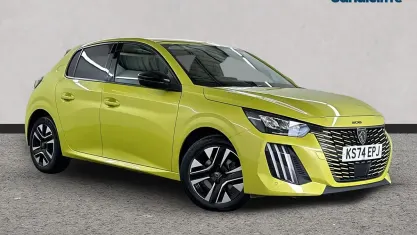 Used Peugeot 208 Allure 101 HP (74 kW) 2026 Yellow Hatchback