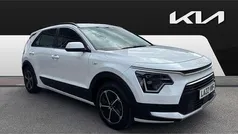 White Used 2022 Kia Niro 2 SUV | £19,258 (Fair price)