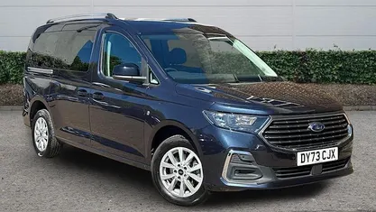 Used Ford Tourneo Titanium 122 HP (89 kW) 2026 Estate