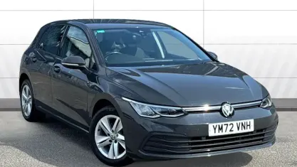 Second-hand VW Golf VIII Life 110 CP (80 kW) 2023 Hatchback