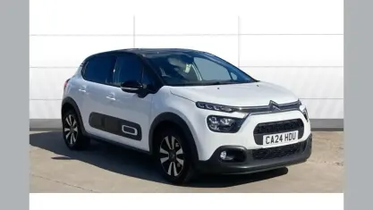 Used Citroën C3 PureTech 110 HP (80 kW) 2024 White Hatchback