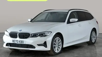 Begagnad BMW 320 Comfort Edition 190 HK (139 kW) 2021 Vit Kombi