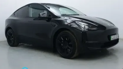 Used Tesla Model Y Long Range AWD 286 kW (389 HP) 2025 SUV