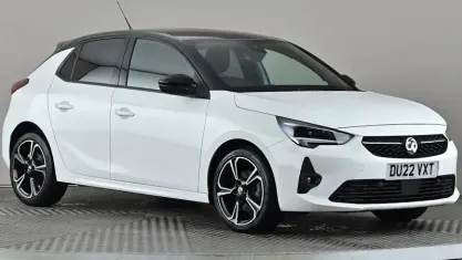 Used Vauxhall Corsa Edition 101 HP (74 kW) 2022 White Hatchback