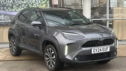 Used Toyota Yaris Hybrid Design 116 HP (85 kW) 2026 Estate