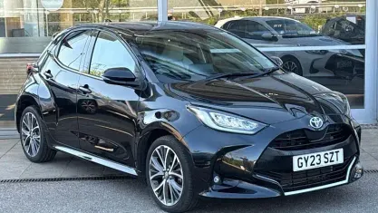 Used Toyota Yaris 116 HP (85 kW) 2023 Black Hatchback