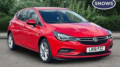 Used Vauxhall Astra SRi 150 HP (110 kW) 2018 Red Hatchback