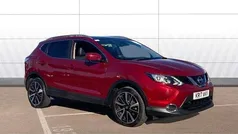Red Used 2016 Nissan Qashqai Tekna SUV | £8,858 (Fair price)