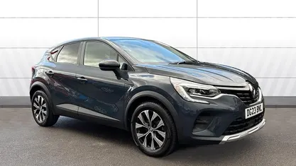 Used Renault Captur Evolution 143 HP (105 kW) 2023 Blue SUV