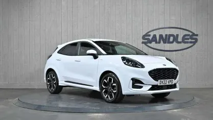 Usado Ford Puma ST-Line X 125 HP (91 kW) 2022 Branco SUV