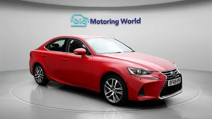 Used Lexus IS300h 223 HP (164 kW) 2020 Sedan