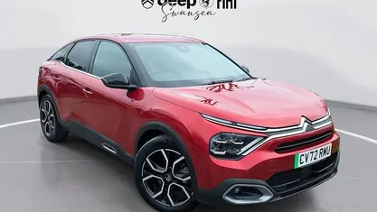 Used Citroën e-C4 Shine 100 kW (136 HP) 2022 Red Hatchback