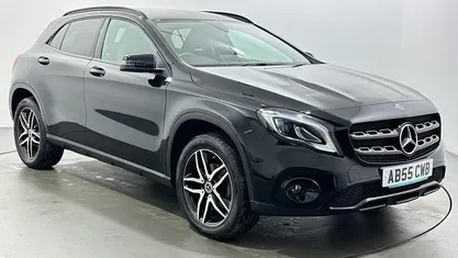 Used Mercedes GLA180 Urban 122 HP (89 kW) 2019 Black SUV