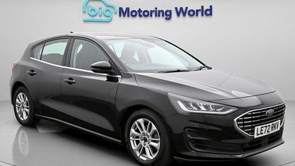Używany Ford Focus Titanium 125 KM (91 kW) 2023 Czarny Hatchback