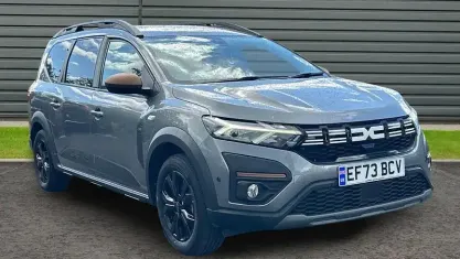 Używany Dacia Jogger Extreme 141 KM (103 kW) 2025 Minivan