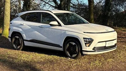 Used 2025 Hyundai Kona Advanced SUV | £22,676 (Good price)