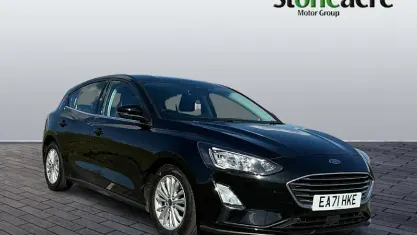 Used Ford Focus Titanium 125 HP (91 kW) 2021 Black Hatchback