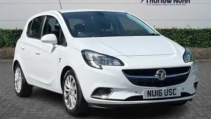 Used Vauxhall Corsa 90 HP (66 kW) 2016 White Hatchback