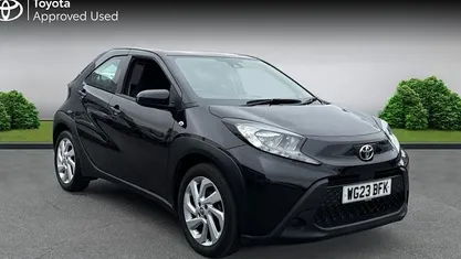 Used Toyota Aygo X PURE 72 HP (52 kW) 2025 SUV