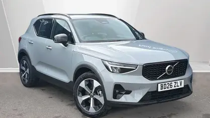 Novo Volvo XC40 Plus 197 HP (144 kW) 2026 Branco SUV