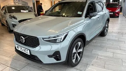 Used Volvo XC40 Plus 163 HP (119 kW) 2025 SUV