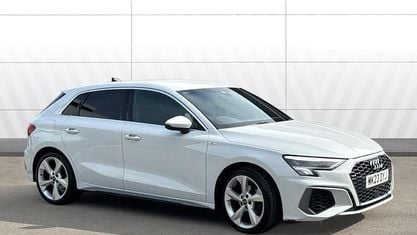 Begagnad Audi A3 Sportback S-Line 110 HK (80 kW) 2024 Halvkombi
