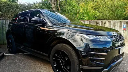 Used Land Rover Range Rover evoque R-Dynamic 207 HP (152 kW) 2021 Black SUV