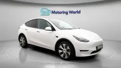 White Used 2022 Tesla Model Y Long Range AWD SUV | £24,300 (Fair price)