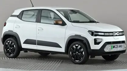 Used Dacia Spring Extreme 47 kW (65 HP) 2025 White Hatchback