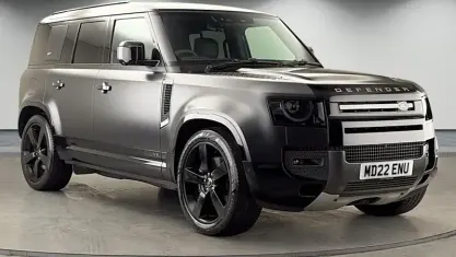 Usado Land Rover Defender Carpathian Edition 525 HP (386 kW) 2024 Carrinha