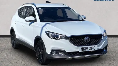 Usado MG ZS Exclusive 106 HP (77 kW) 2023 Branco SUV
