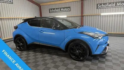 Used Toyota C-HR 122 HP (89 kW) 2018 Blue/black SUV