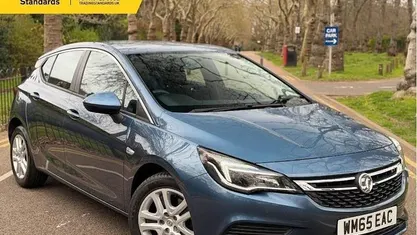 Used Vauxhall Astra Design Edition 136 HP (100 kW) 2017 Hatchback