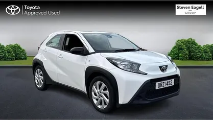 Used Toyota Aygo X PURE 72 HP (52 kW) 2025 SUV