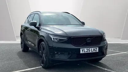 Used Volvo XC40 Plus 197 HP (144 kW) 2025 SUV
