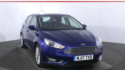 Begagnad Ford Focus Titanium X 125 HK (91 kW) 2017 Blå Halvkombi