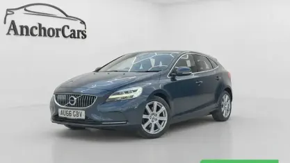Used Volvo V40 Inscription 122 HP (89 kW) 2019 Hatchback