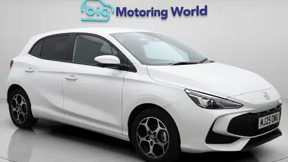 White Used 2025 MG MG3 Trophy Hatchback | £15,400 (Fair price)