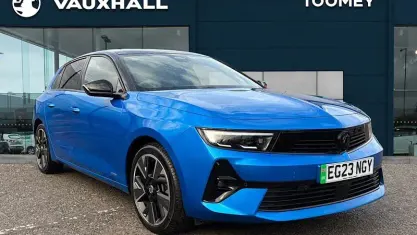 Second-hand Vauxhall Astra Ultimate 114 kW (156 CP) 2025 Hatchback