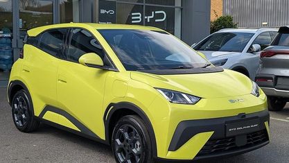 Nuevo BYD Dolphin Surf Boost 64 kW (88 CV) 2026 Verde Utilitario