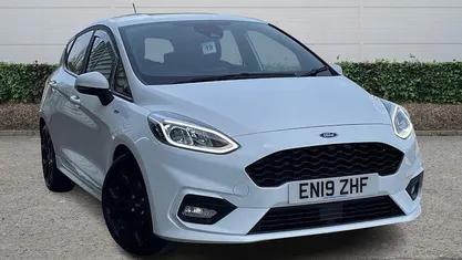 Begagnad Ford Fiesta ST-Line X 140 HK (102 kW) 2019 Vit Halvkombi