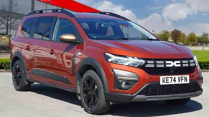 Second-hand Dacia Jogger Extreme 141 CP (103 kW) 2025 Monovolum