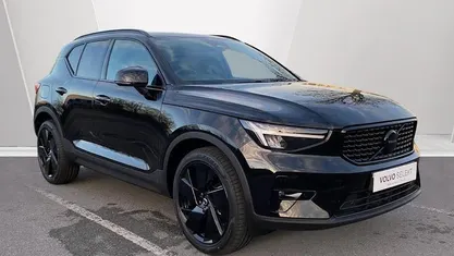 New 2025 Volvo XC40 Plus SUV | £37,282 (Fair price)