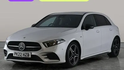 Used Mercedes A180 Executive 136 HP (100 kW) 2022 White Hatchback