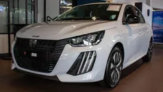 New 2025 Peugeot 208 Style Hatchback | £18,685 (Good price)