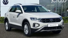 Used 2025 VW T-Roc Life SUV | £25,035 (Fair price)